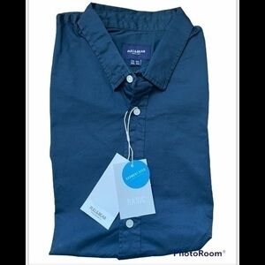 Pull and bear casual long sleeve shirt for men
Brand new with tag
Size XXL